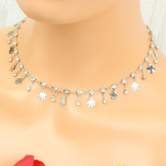 "Minimalist & Elegant Necklace Chain – Perfect for Women & Girls | UNVRC1282 - Picture 4 of 10